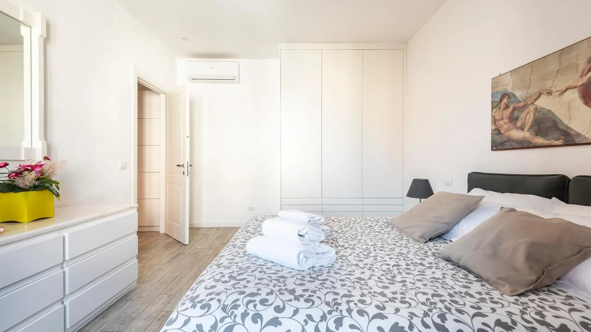 Dome House, Firenze